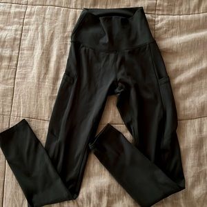 Everbrand forest green yoga leggings.